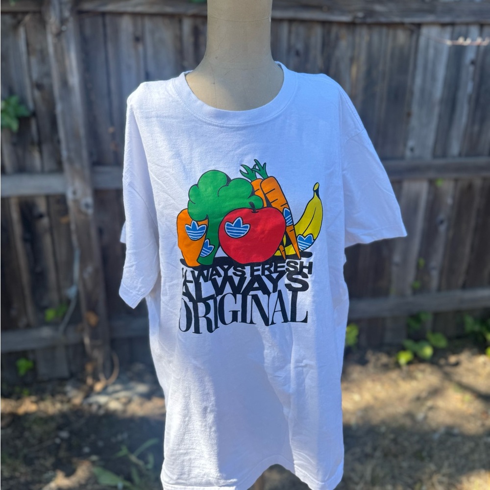 Men’s Adidas White Graphic T-Shirt